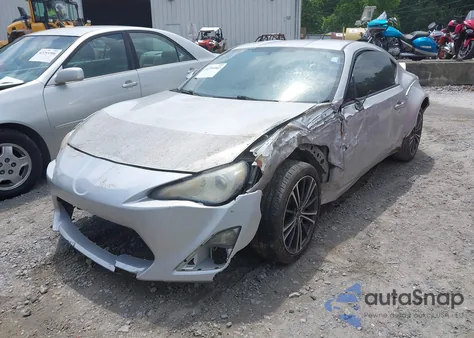 2013 Scion Fr-S z USA, uszkodzony, nr VIN JF1ZNAA15D1724472